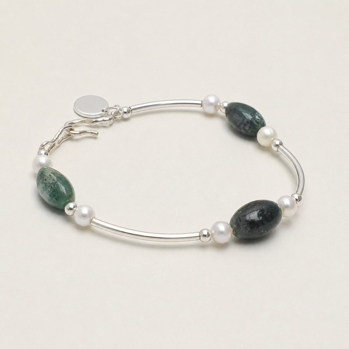 Dendritic Agate & Pearl Bracelet – Seed Bead, Sterling Silver — alternate angle showing bracelet structure and findings