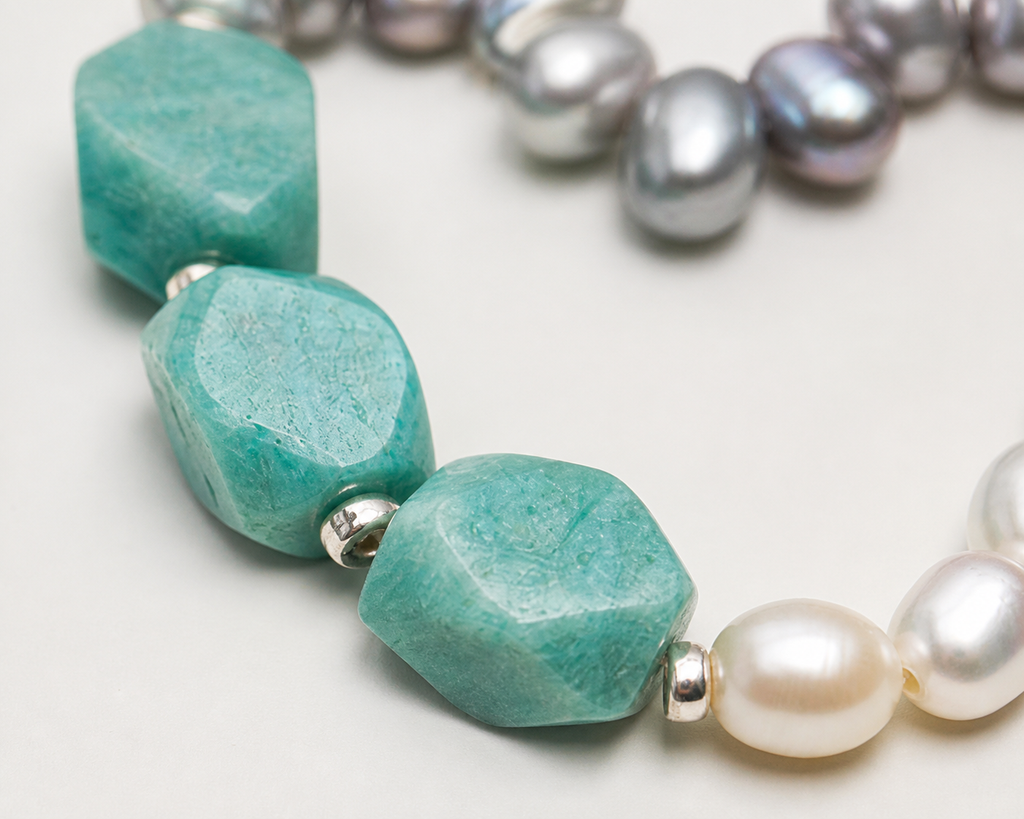 Amazonite & Grey Pearl Bracelet macro detail
