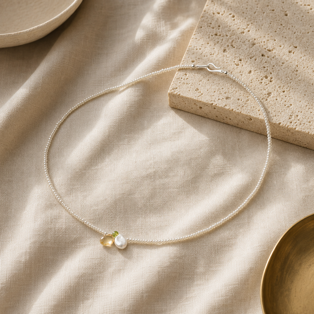 Atmospheric scene with citrine peridot freshwater pearl necklace PS2508349